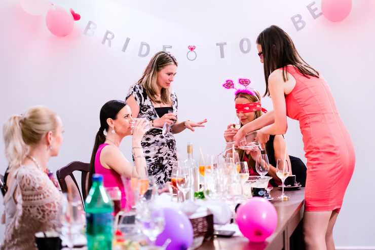 amiche cena addio al nubilato