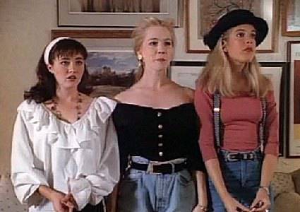 Beverly Hills 90210 Un Salto Nella Moda Anni 90 In Una Gallery