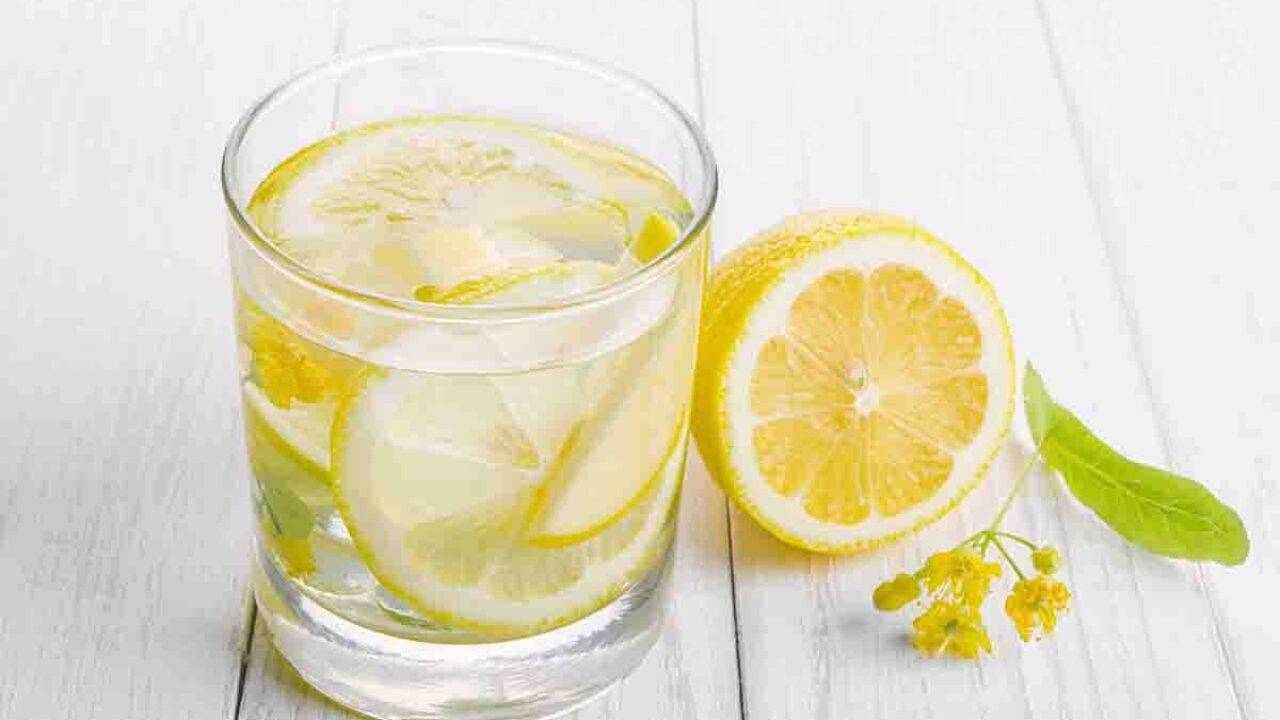 Bere Acqua E Limone Appena Svegli Fa Male Alla Salute