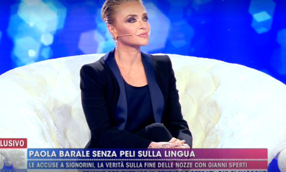 Live Non è la d'Urso, Paola Barale alle 5 sfere