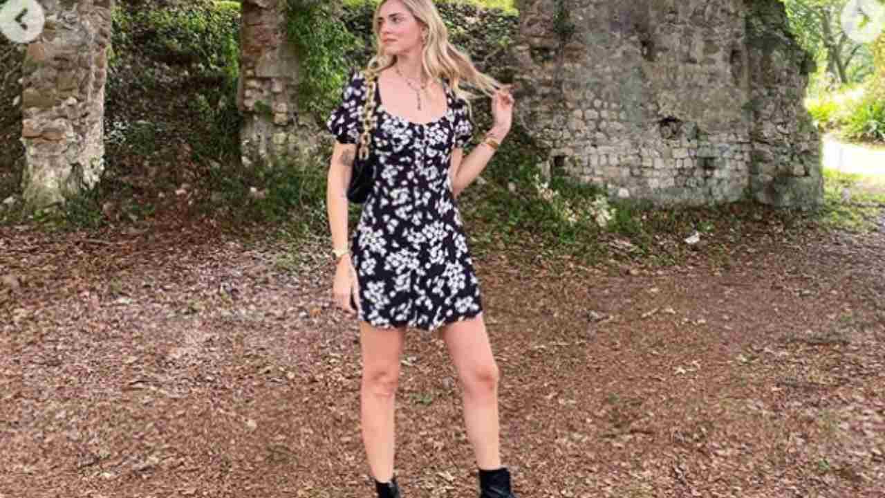 Chiara Ferragni | Vestitino Zara fiori a meno di 30 euro
