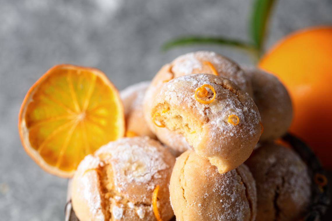 Biscotti all'arancia in padella pronti in 15 minuti, solo 40 calorie!