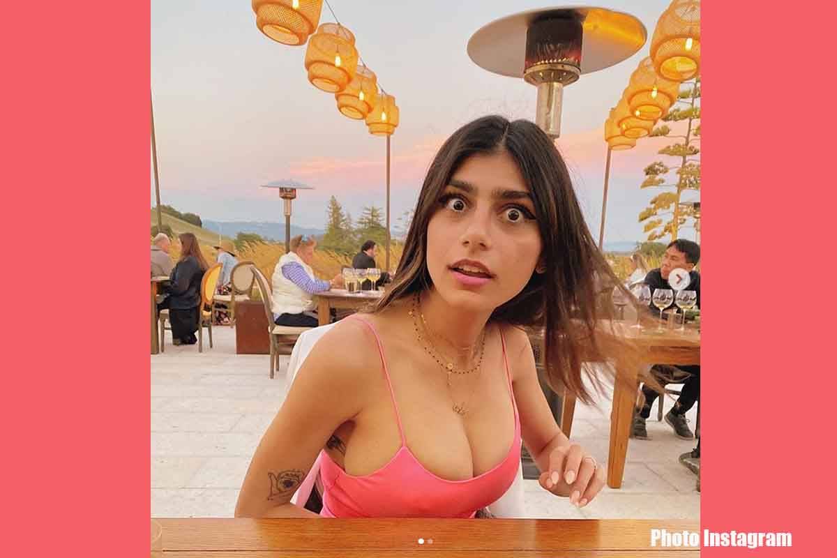 ( Mia khalifa) • Foto e video di Instagram.jpg