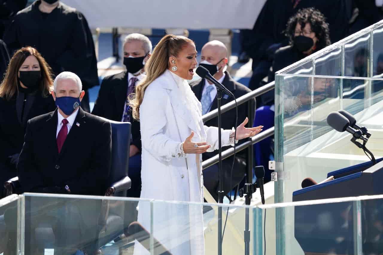 Jennifer Lopez alla cerimonia d'insediamento di Biden (Getty Images)