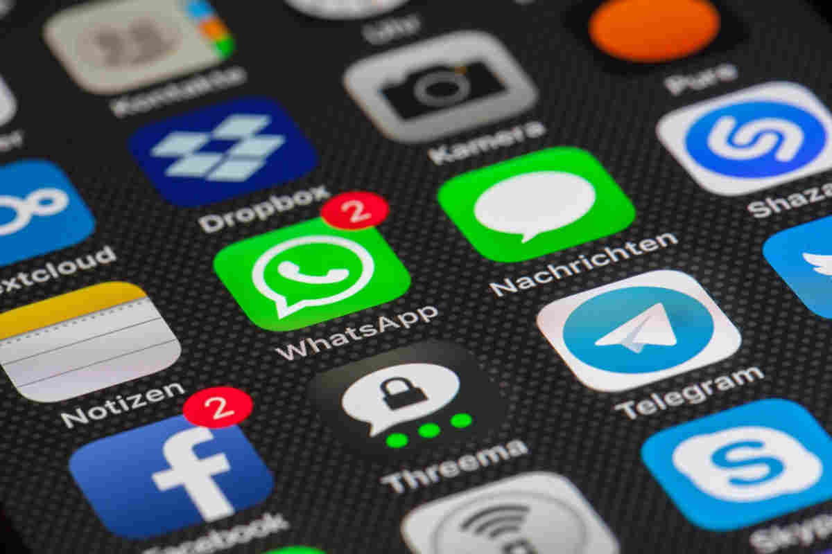 WhatsApp e altri social