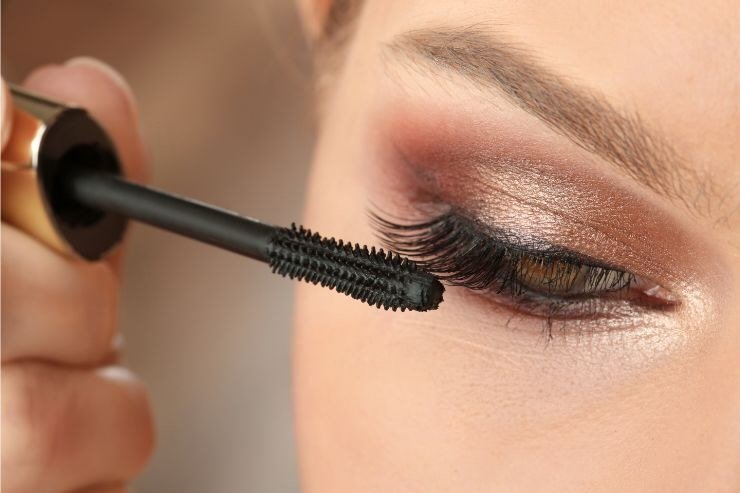 L'importanza di struccare il mascara waterproof